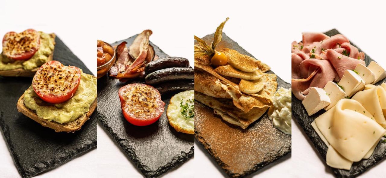Prague Hotel Carl Inn Restaurant & Free Parking Bagian luar foto